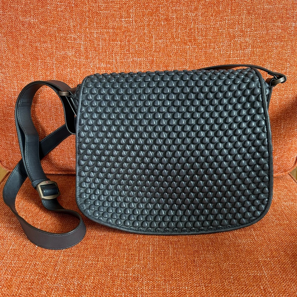Tissa Fontaneda Blue Leather Crossbody Bag